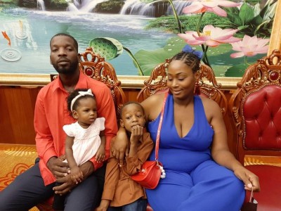Aid Husband with Mystemia Gravis