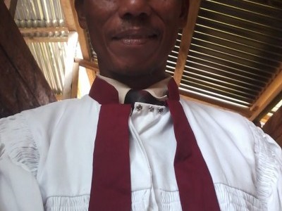 Butuh Donasi Operasi Henia