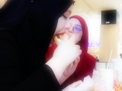 I need money to buy more burgers