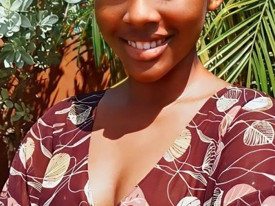 Help Stania finish Medical School