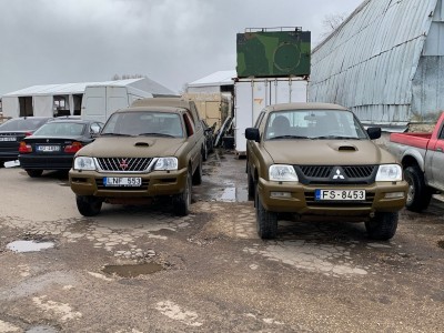 Cars for Ukraine.