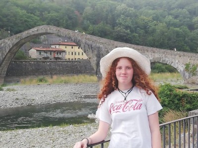 Help a girl to study abroad