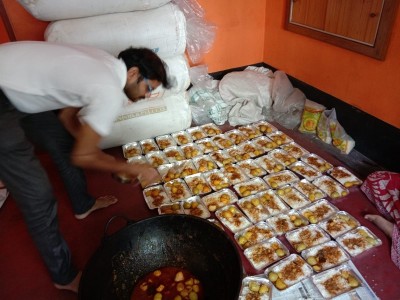 Corona Virus quarantined street peoples food