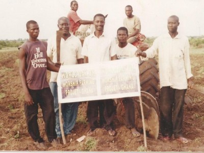 help do farming