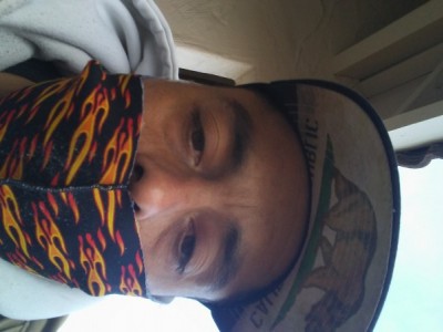 Need shoes n food am homeless.
