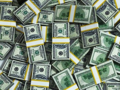 100 usd for pocket money