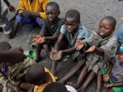 FEEDING THE POOR ON COVID 19 HUNGER LOCKDOWN