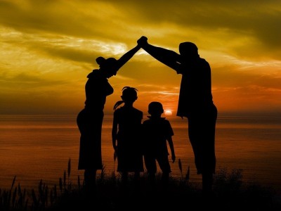 family survive in covid pandemic