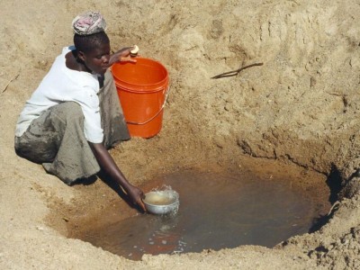 Water Pump for Clean Water for Aging Mother
